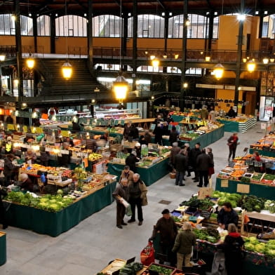 City centre market / Sens